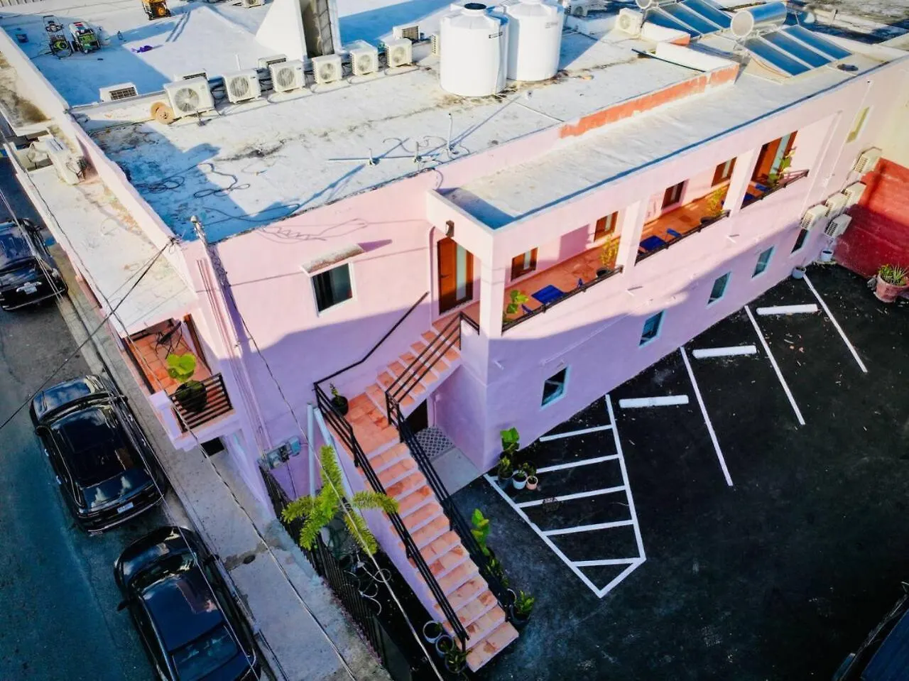 Room 8 Colorful Crash Pad Near Cerra Art 圣胡安 波多黎各